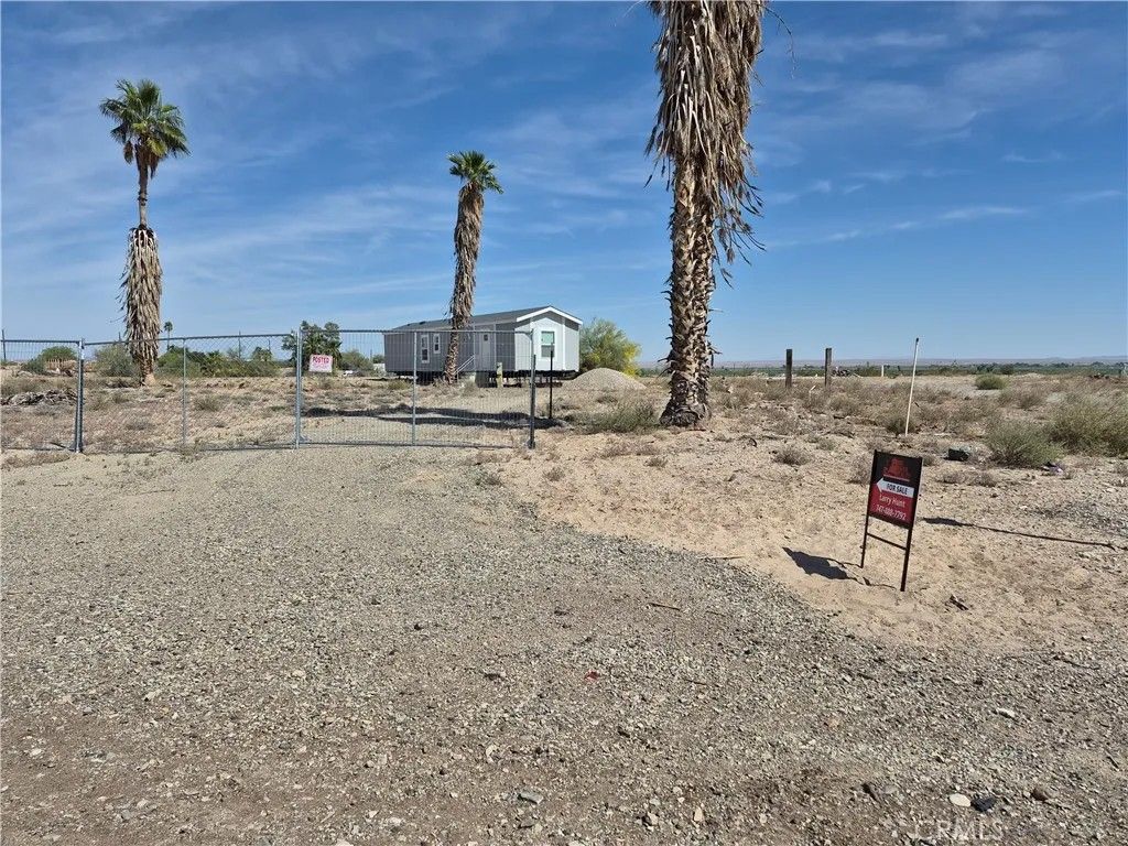 Photo of 7389 Onieda Trl, Big River, CA 92242 (MLS # HD26062946)