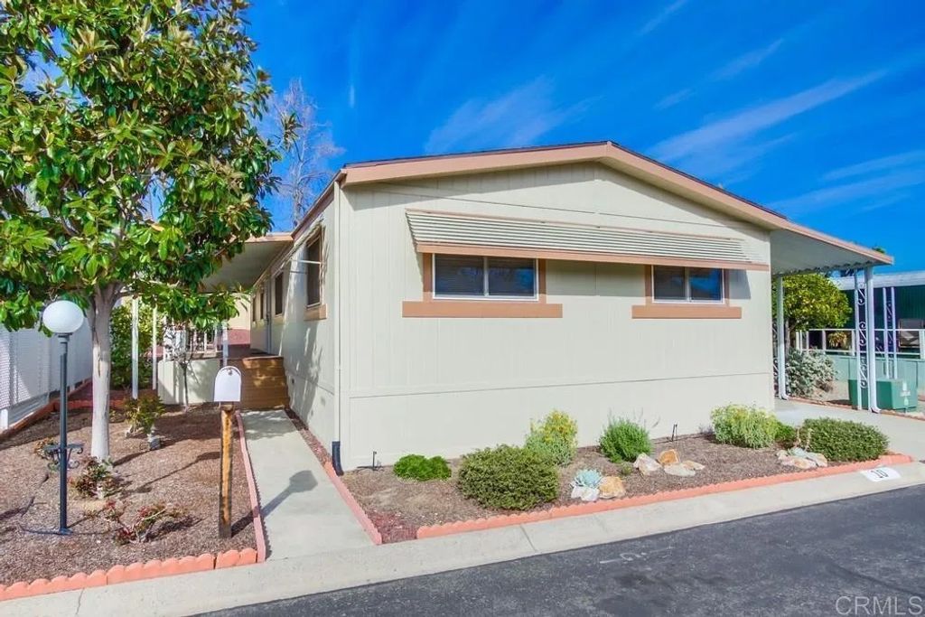 Photo of 525 W El Norte Parkway #10, Escondido, CA 92026 (MLS # NDP2507819)