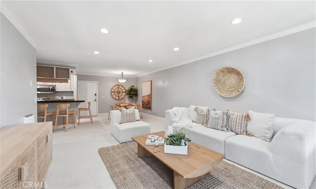 7740 Redlands Street G3086