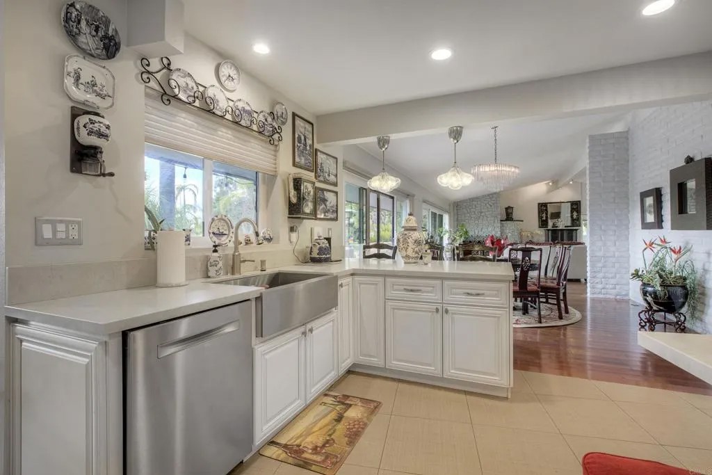 1773 Ivy Road