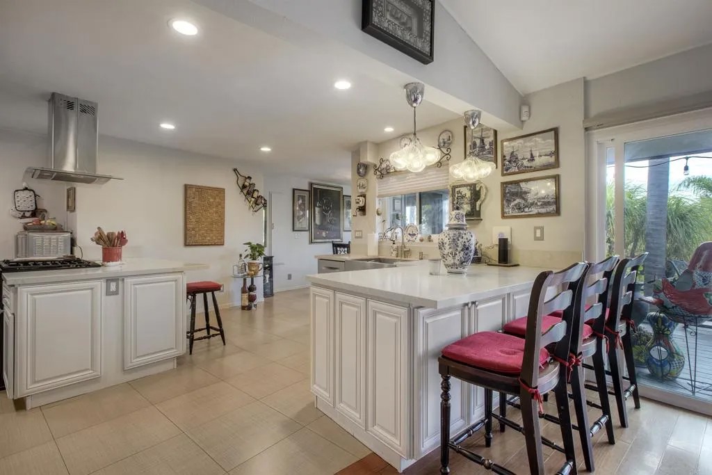 1773 Ivy Road