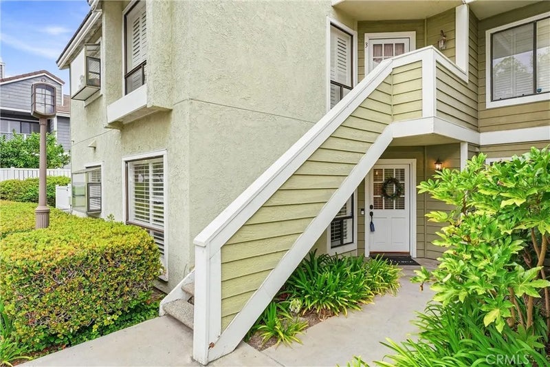 1 Oak Spring Ln 320
