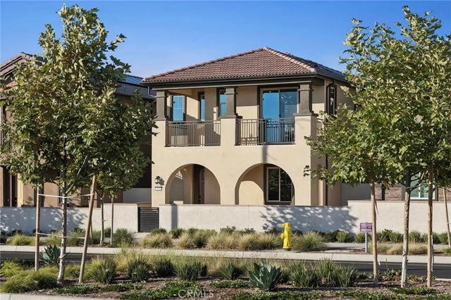 149 Great Park Boulevard, Irvine