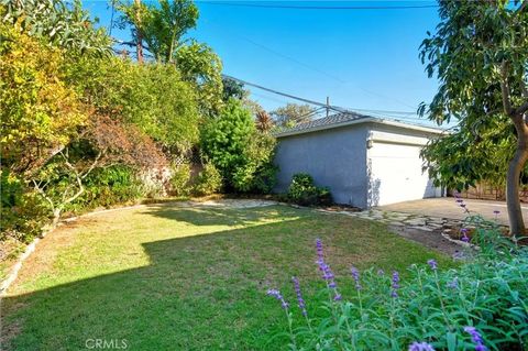 Tiny photo for 3828 Volk Avenue, Long Beach, CA 90808 (MLS # RS25236267)