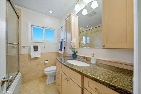 Tiny photo for 3828 Volk Avenue, Long Beach, CA 90808 (MLS # RS25236267)