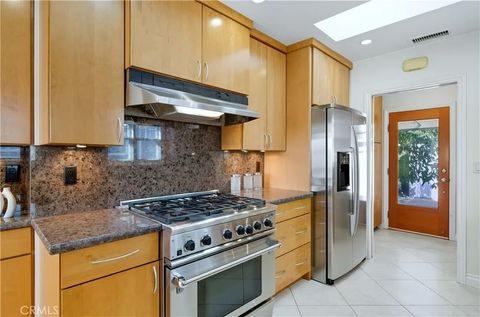 Tiny photo for 3828 Volk Avenue, Long Beach, CA 90808 (MLS # RS25236267)