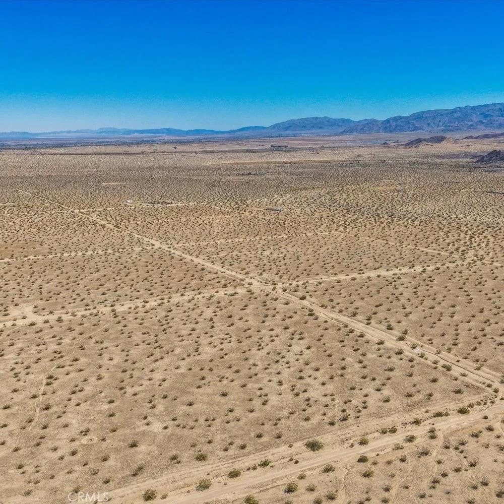 Photo of 55 Mile Square, Joshua Tree, CA 92252 (MLS # PW26184668)