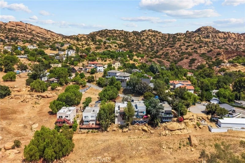 23834 Box Canyon Rd