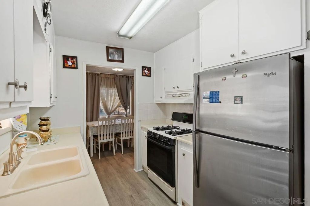 Photo of 521 Orange Ave #24, Chula Vista, CA 91911 (MLS # 250040648)