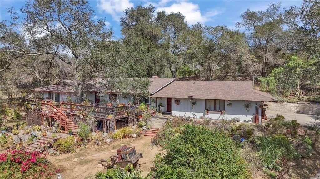 Photo of 514 S Live Oak Park, Fallbrook, CA 92028 (MLS # CV26225919)