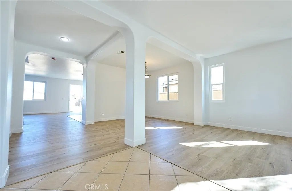 11778 Indian Hills