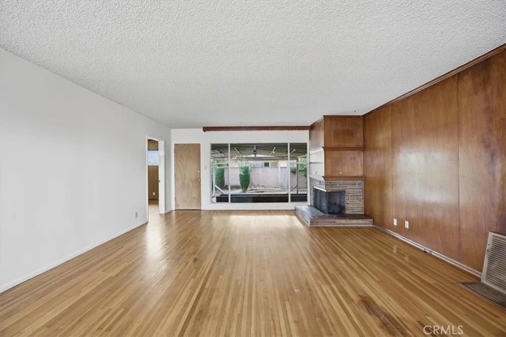 1138 W 150th Street