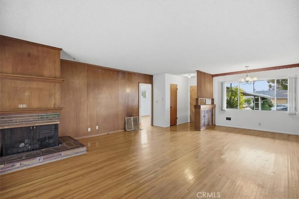 1138 W 150th Street