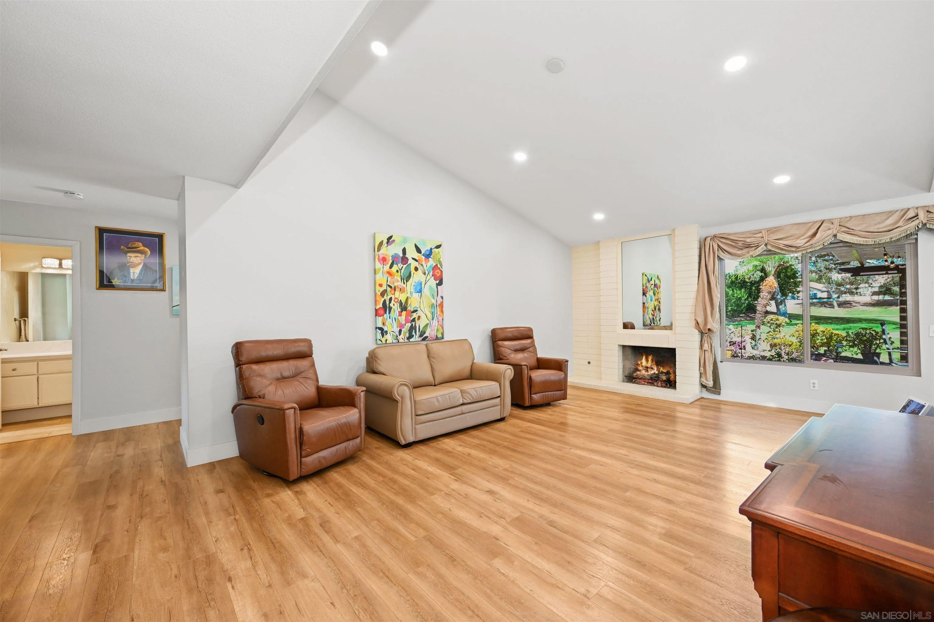 12977 Camino Emparrado