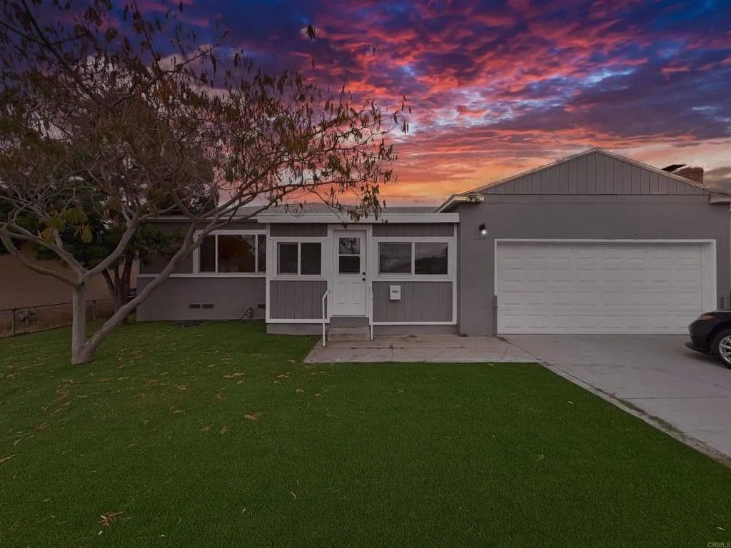 Photo of 1117 Lorna Avenue, El Cajon, CA 92020 (MLS # PTP2508453)