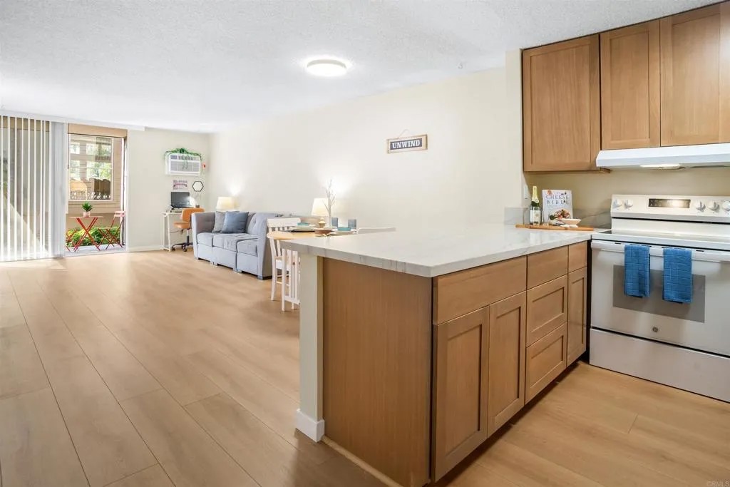 4545 Collwood Blvd 27