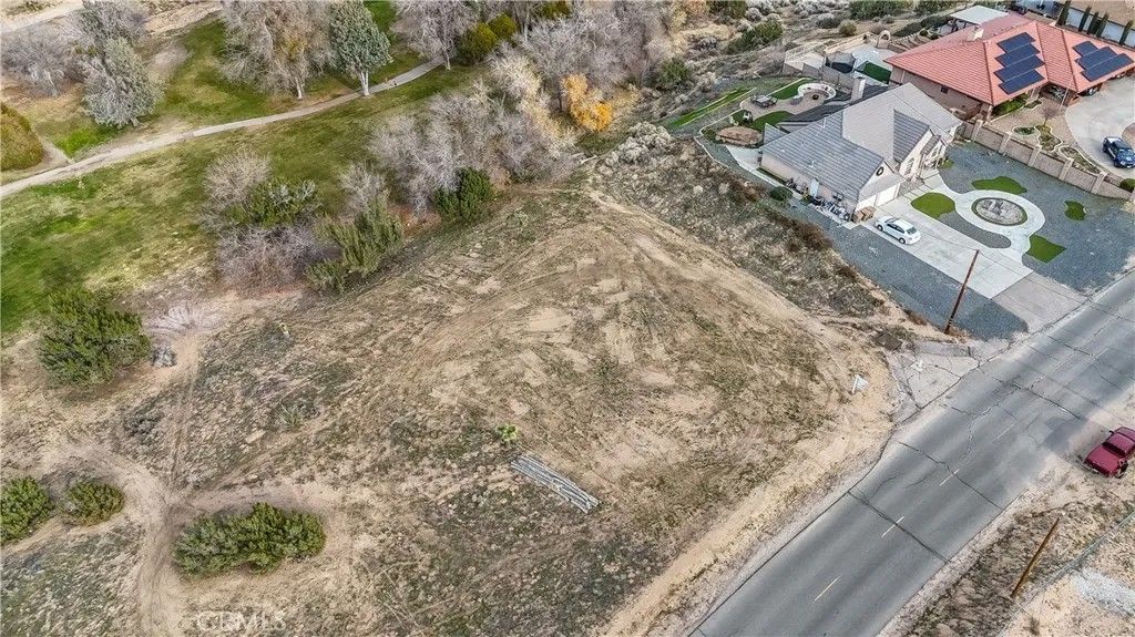 Photo of 16 Bangor, Hesperia, CA 92345 (MLS # CV25280979)