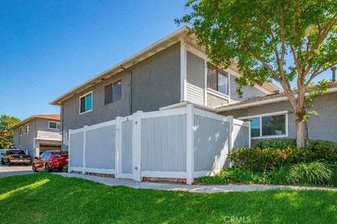 Photo of 20766 Plum Canyon, Saugus, CA 91350 (MLS # SR26073366)