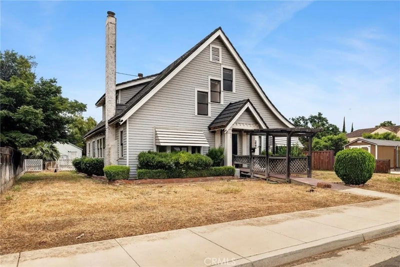 222 N Lassen Street