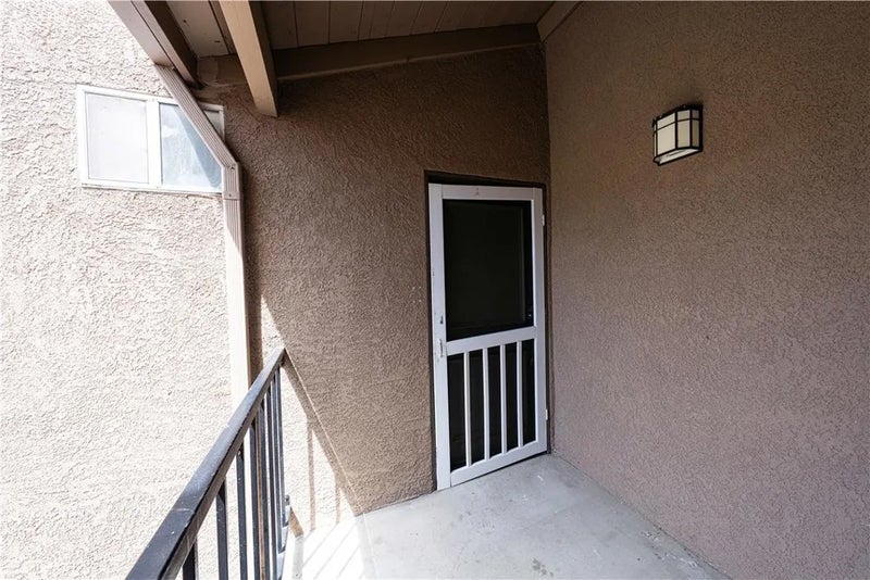 2568 Avenida Del 201