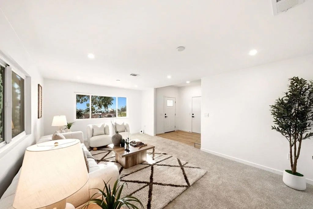 737 Alta Vista Drive
