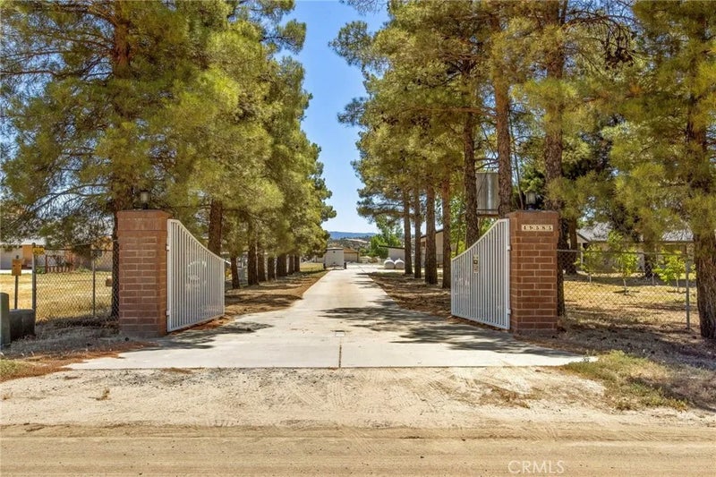 49585 Flightline Way