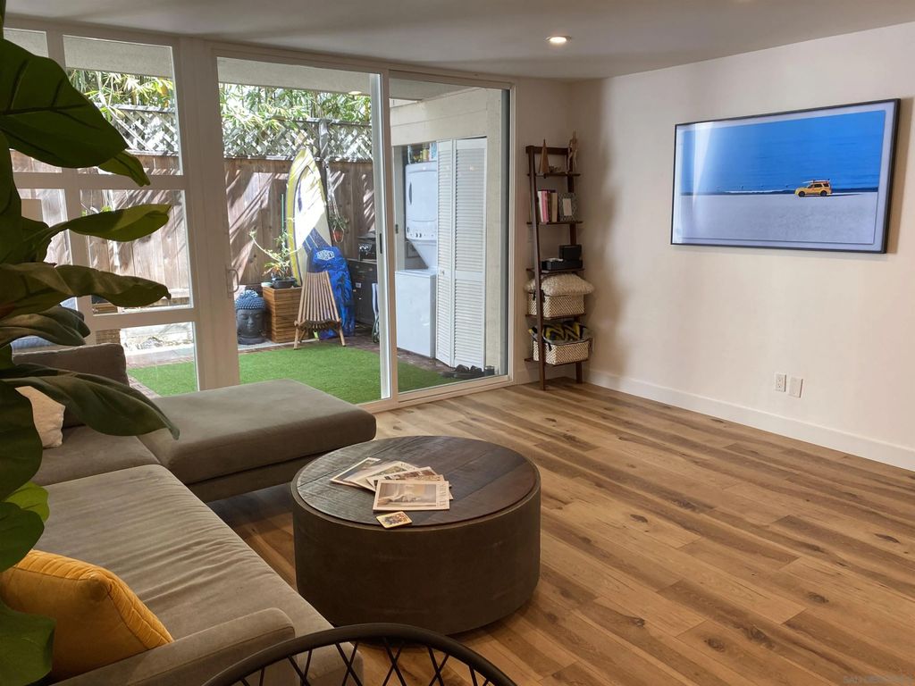 Photo of 7602 1/2 Eads Ave, La Jolla, CA 92037 (MLS # 260011485)