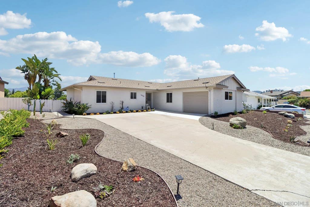 Photo of 16763 Pinata DR, San Diego, CA 92128 (MLS # 260011424)