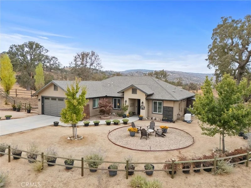 17900 Tejon