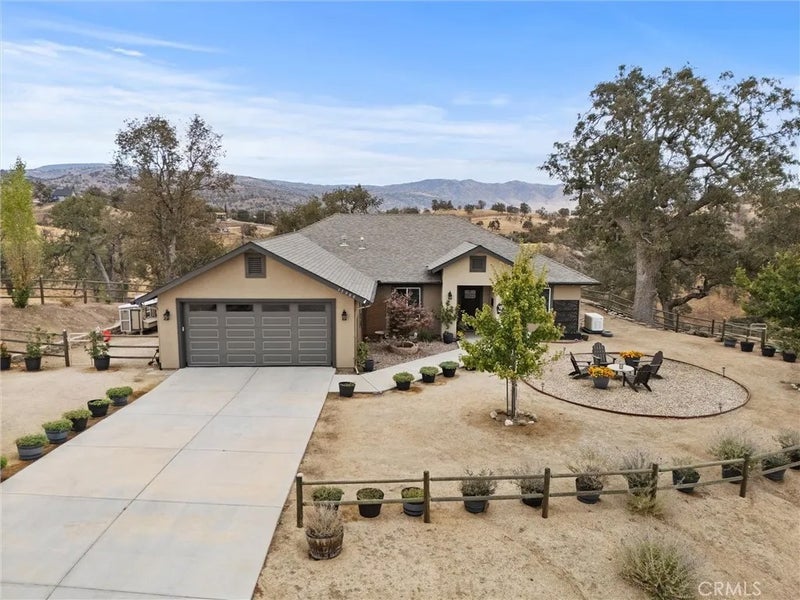 17900 Tejon