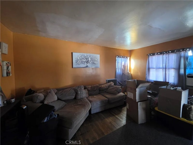 264 N Dillon