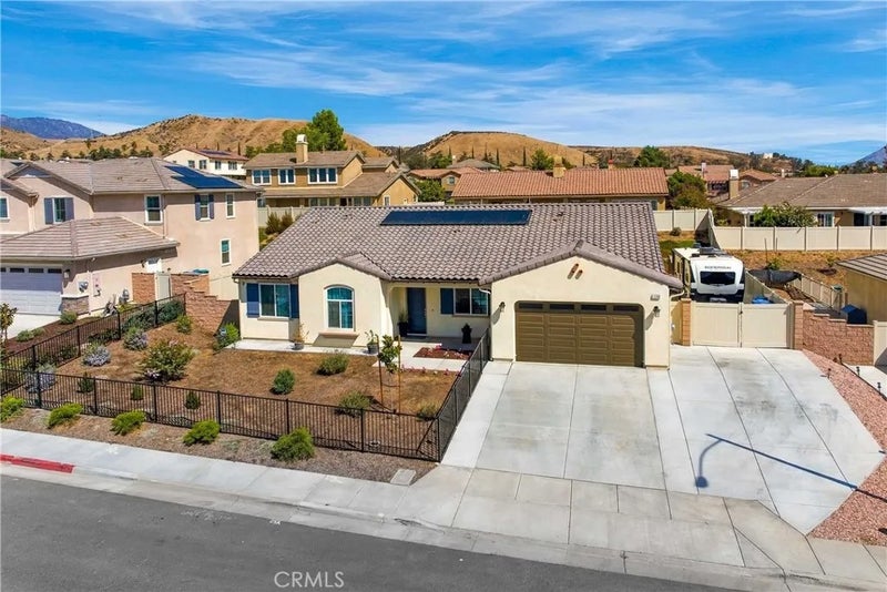 1560 Foothill