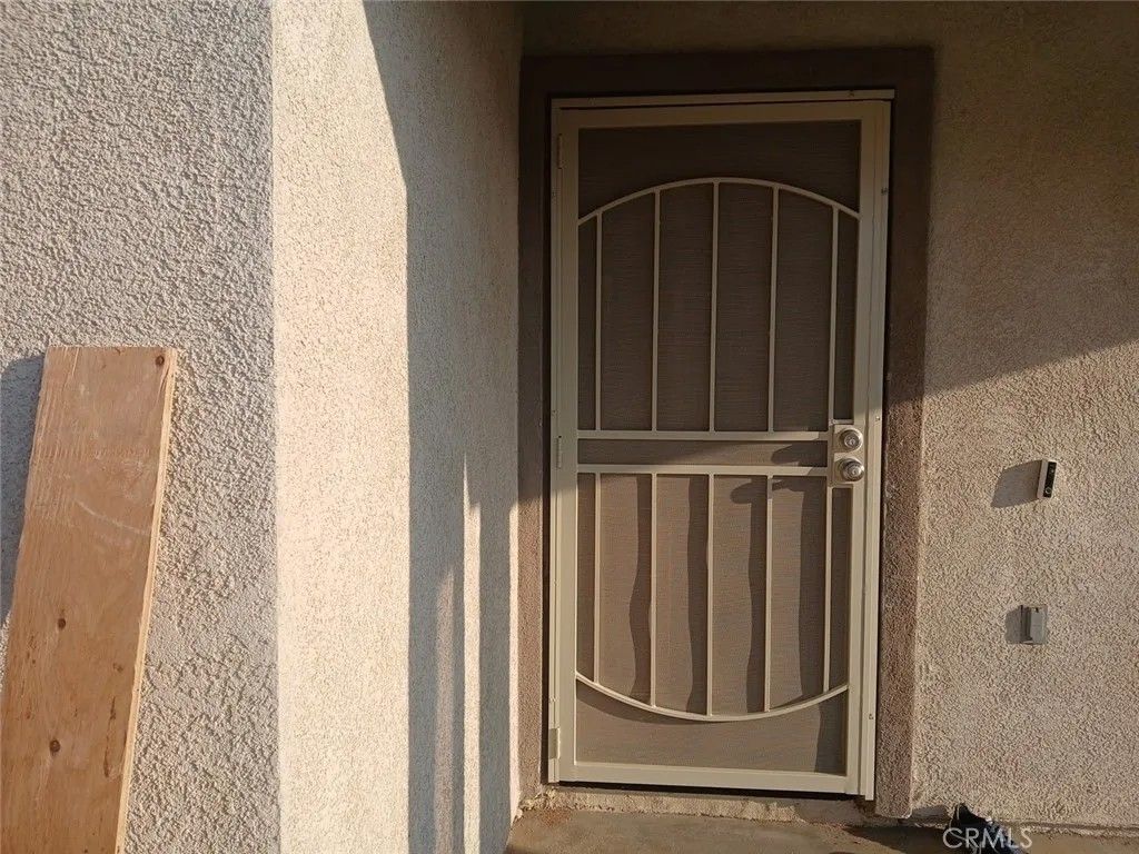 Photo of 12067 White Oak Court, Victorville, CA 92392 (MLS # PW26089931)