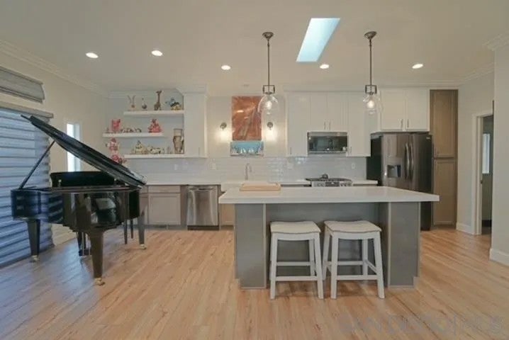 Photo of 6550 Ponto Dr #4, Carlsbad, CA 92011 (MLS # 260019621)