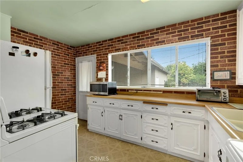 8341 Minuet Place
