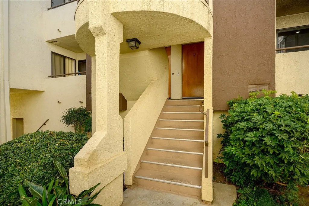 13825 Beaver Street 35