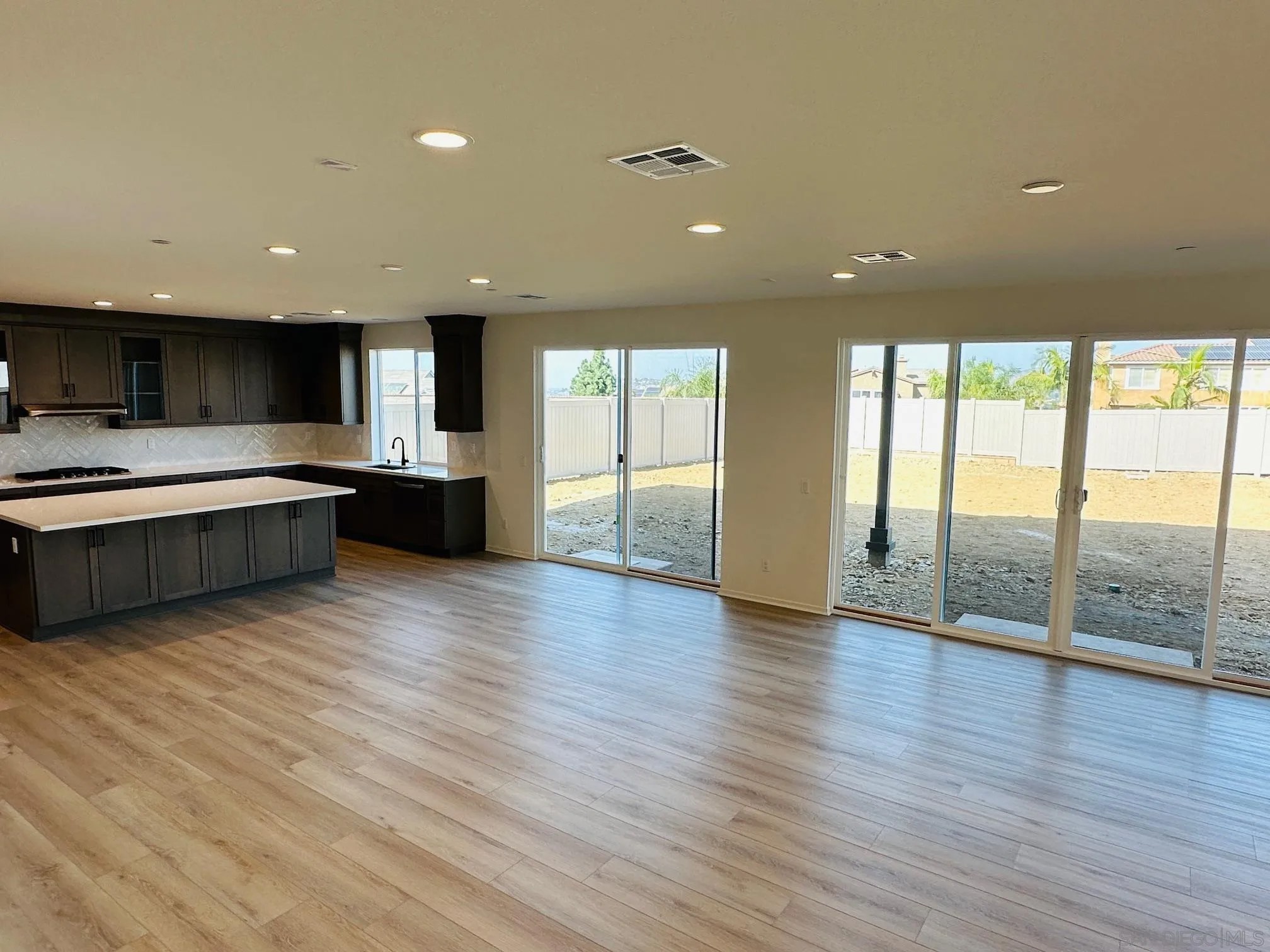 7830 La Mesa Summit Dr