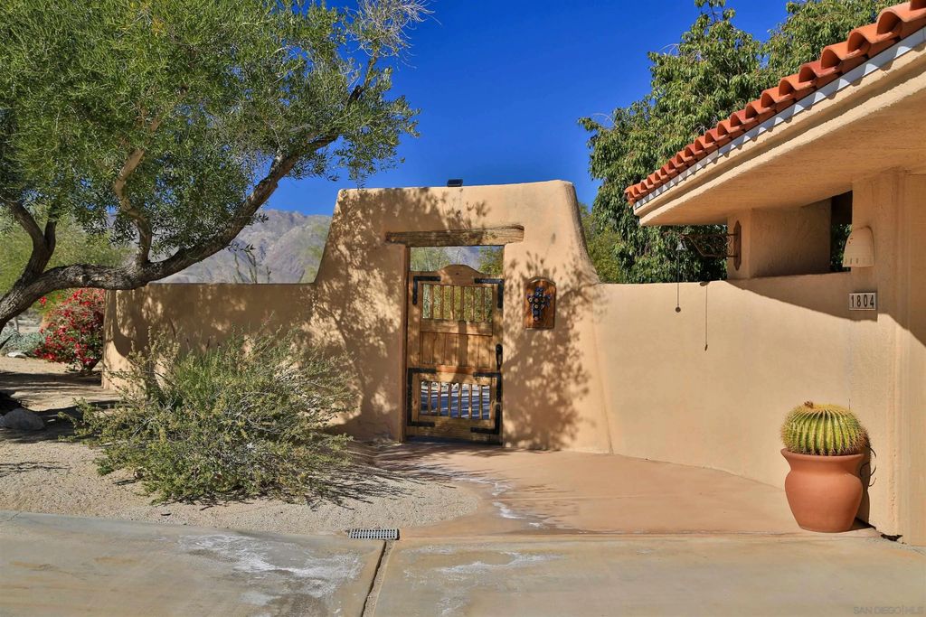 Photo of 1804 Chuparosa Lane, Borrego Springs, CA 92004 (MLS # 2601064)