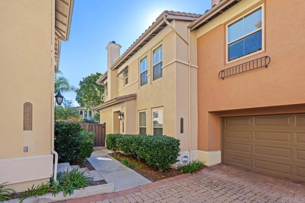 2831 Piantino Circle