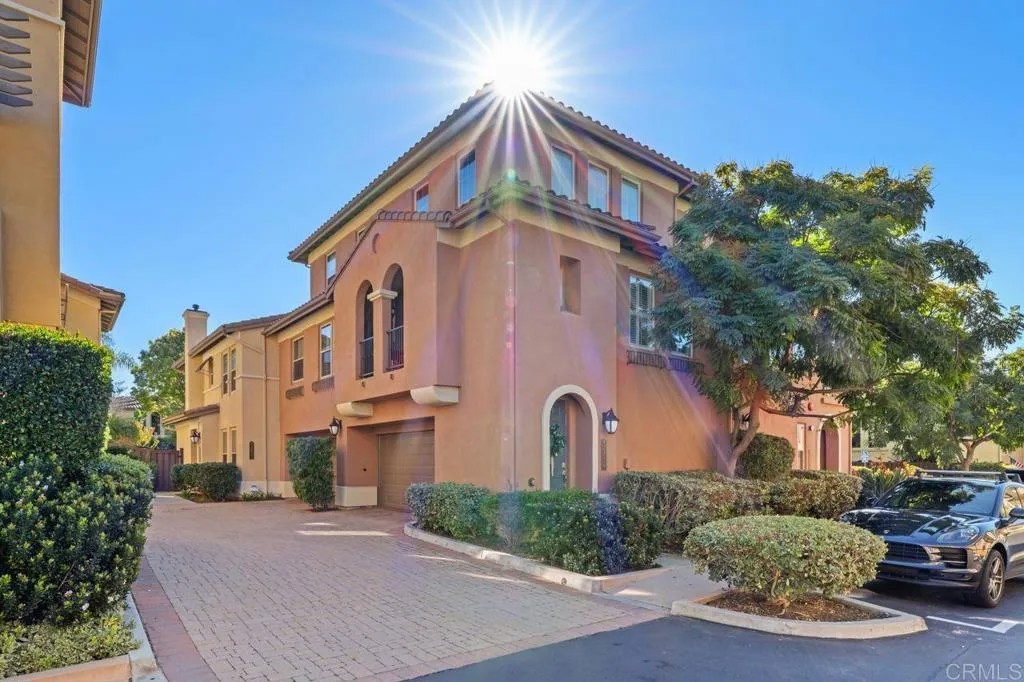 2831 Piantino Circle