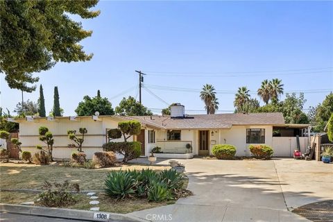 Tiny photo for 1308 W Lighthall St, West Covina, CA 91790 (MLS # CV25232563)