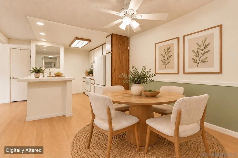 9169 Village Glen 256