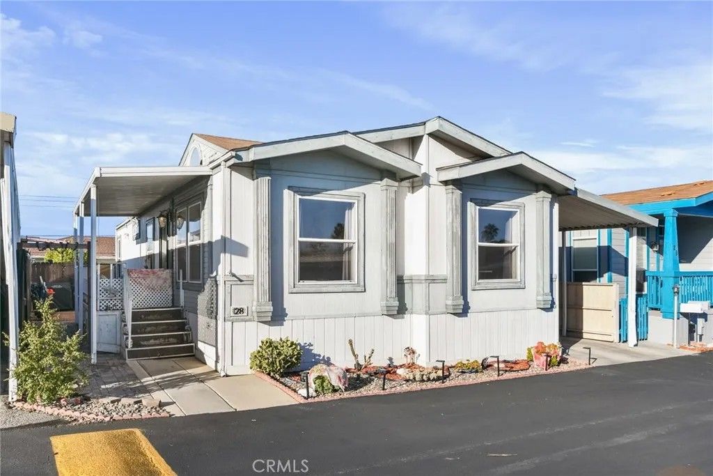 Photo of 1501 Palos Verdes #28, Harbor City, CA 90710 (MLS # SB25241054)