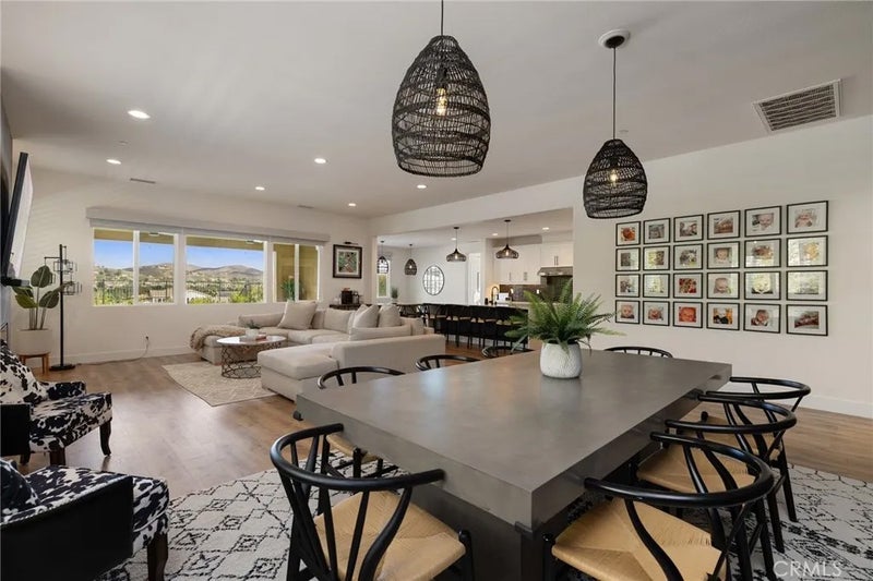 24146 Buckstone Lane