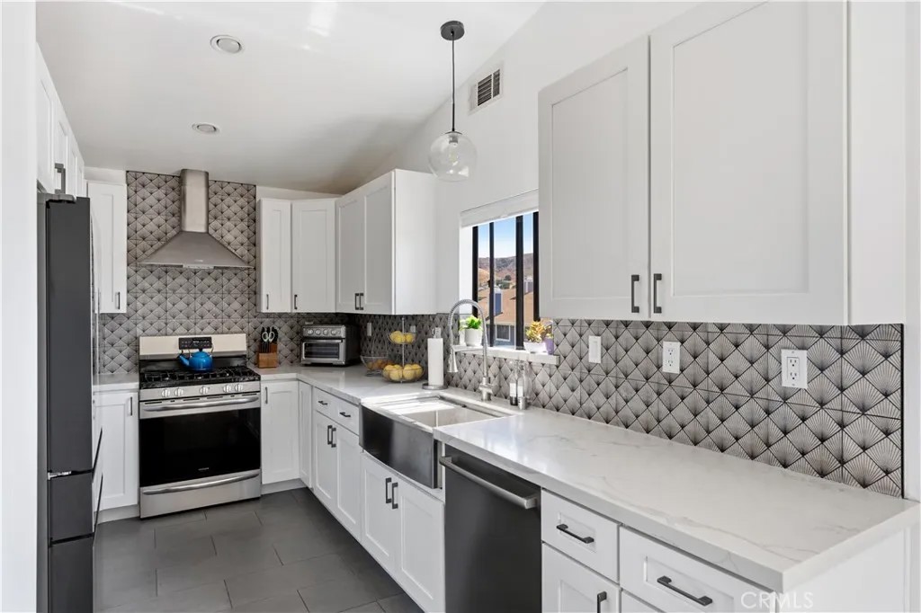 29123 Thousand Oaks C