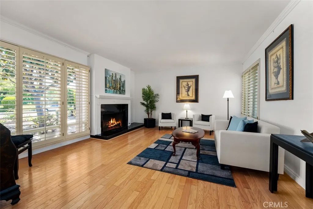 5231 Hiram Lane