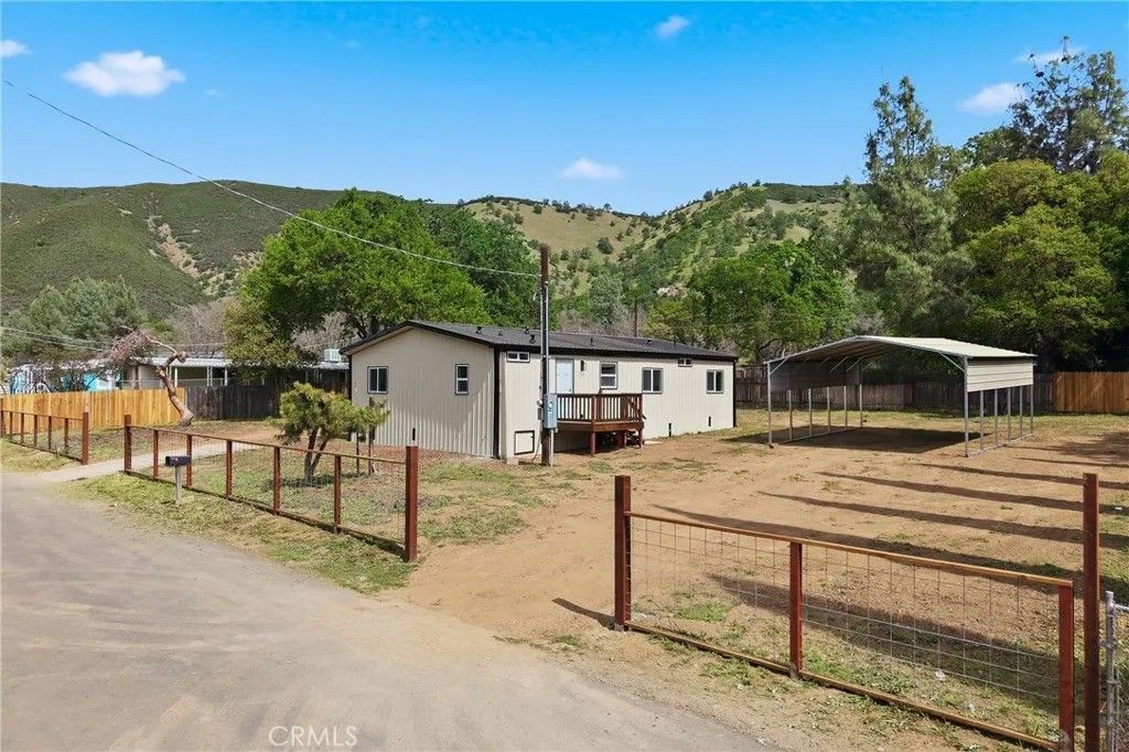 Photo of 2796 8th Street, Clearlake, CA 95422 (MLS # LC26067445)