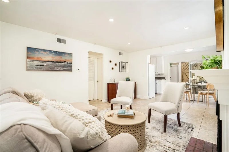 12 Latitude Court