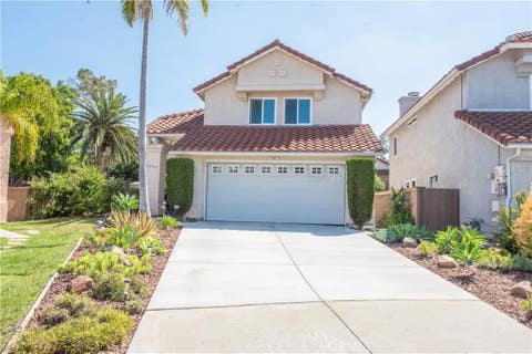 Photo of 2654 Seacrest Court, Vista, CA 92081 (MLS # ND26129758)
