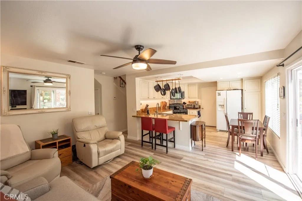 Photo of 2654 Seacrest Court, Vista, CA 92081 (MLS # ND26129758)